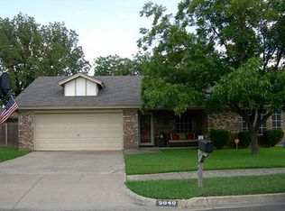 5640 Newman Dr, North Richland Hills, TX 76180