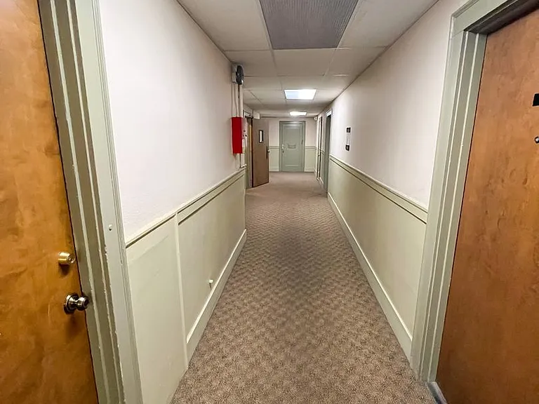 Belmont Apartments — Photo 19