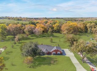1319 Red Oak Cir, Farmersville, TX 75442