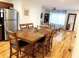 54 Primrose St, Haverhill, MA 01830