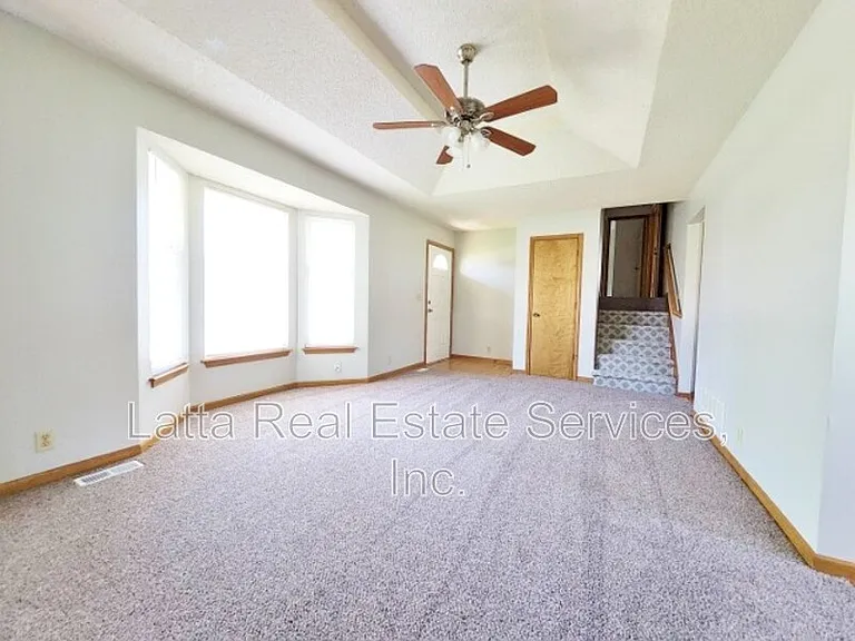 15506 Ann Ave — Photo 4
