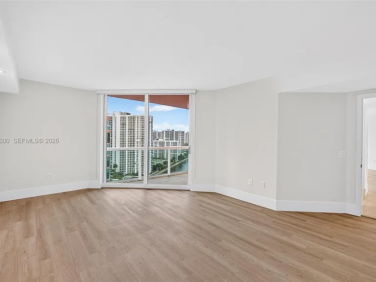 3370 Hidden Bay Dr #2107 — Photo 33
