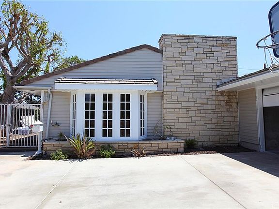 3rd image of 5579 E Lonna Linda Dr