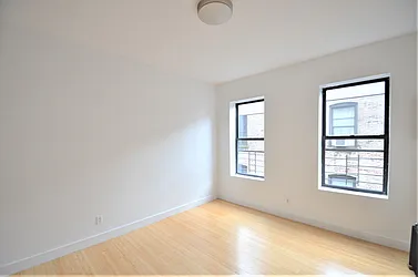 Rented by CITY SKYLINE REALTY INC