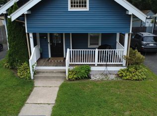 46 Emily St, Springfield, MA 01109