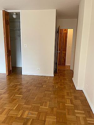 5th image of 401 E 81st St #16B