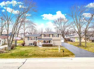 1130 67th St, Downers Grove, IL 60516