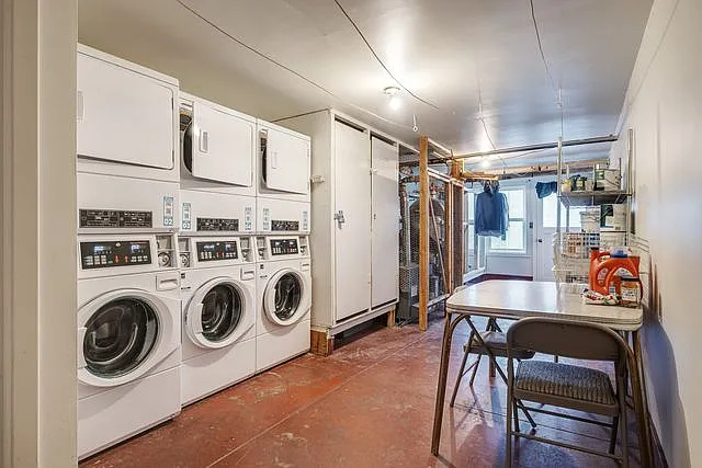 2000 Greenwich St #9 — Photo 27