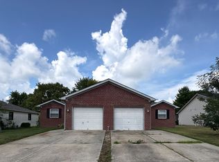 30 Grassyway Ct, Whiteland, IN 46184