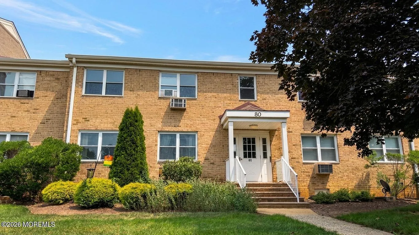 1 bed, 1.0 bath, 769 sqft, $2,100 — Photo 2