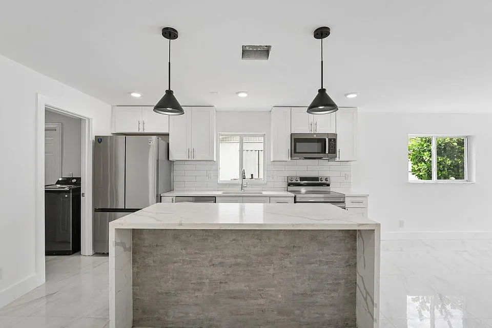 537 NW 2nd Ter #0