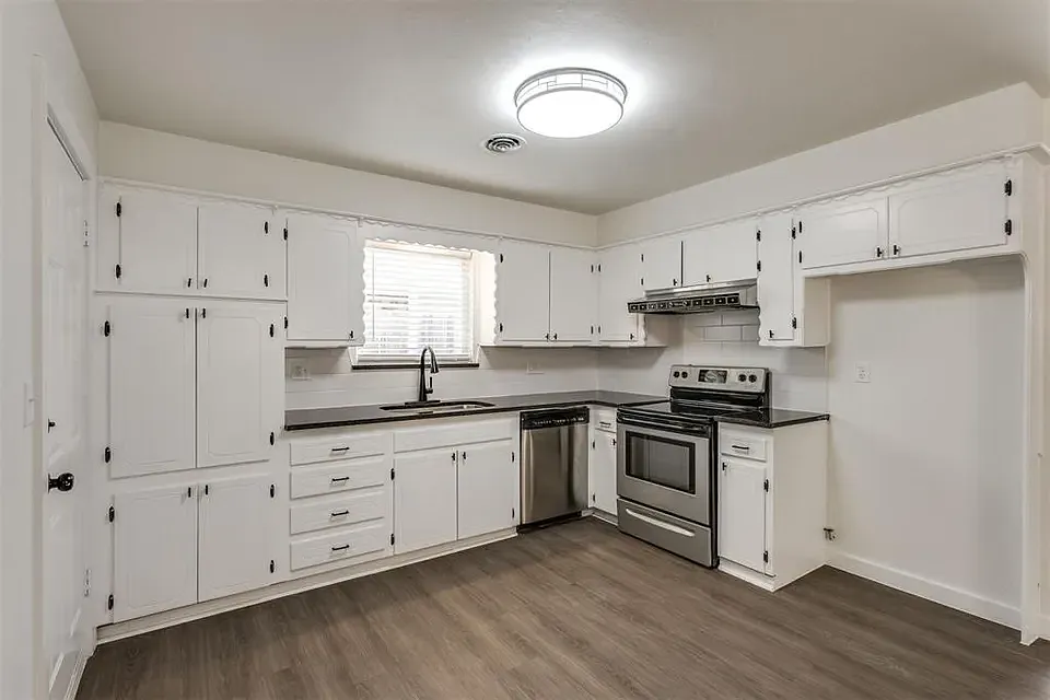 3 bed, 1486 sqft, $1,795 — Photo 4