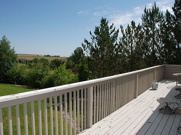 4th image of 3999 Niblick Dr