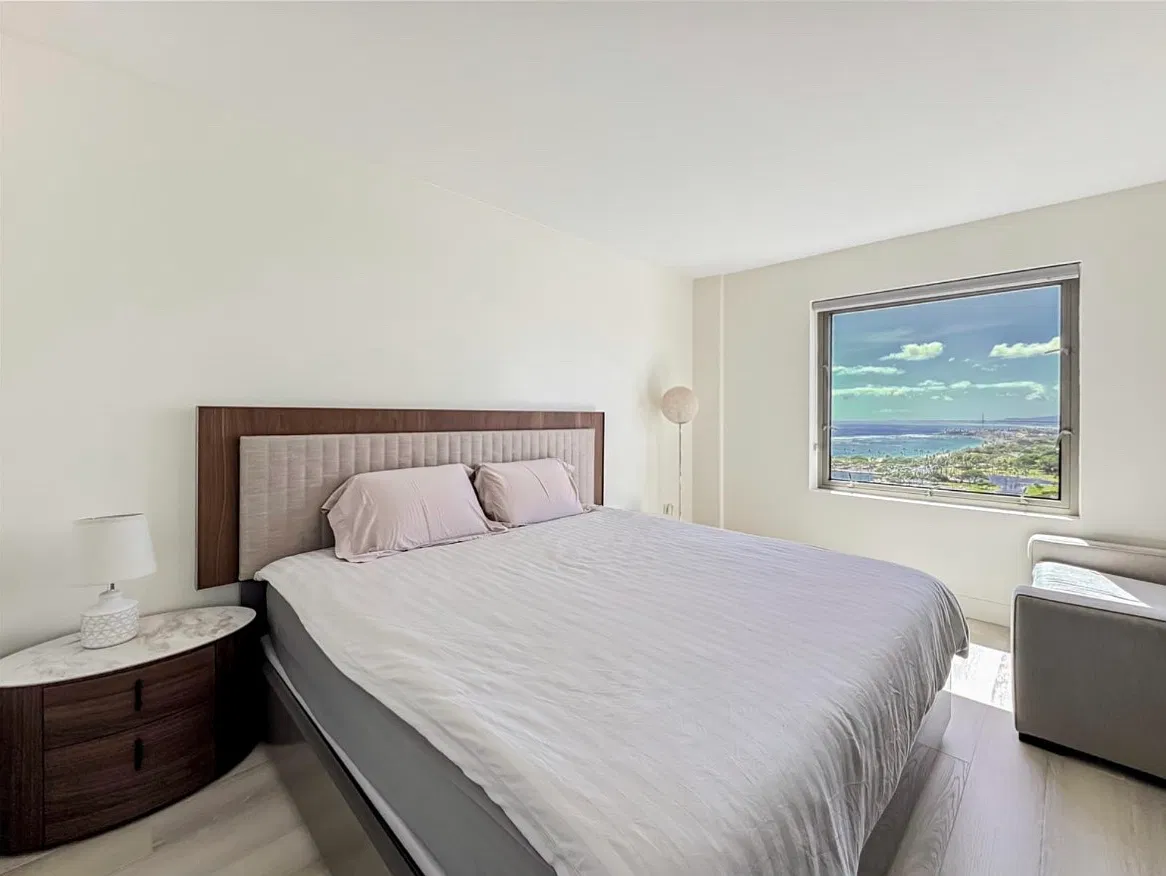 2 bed, 1113 sqft, $5,000 — Photo 4
