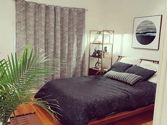 3rd image of 3620 Wilmington Ave #1