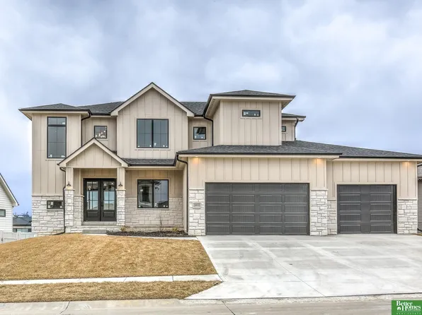 20970 Polk St, Elkhorn, NE 68022