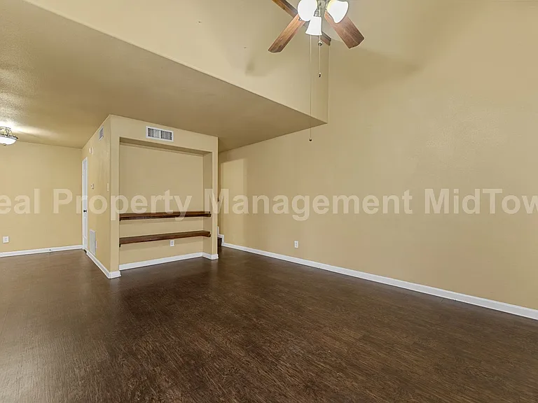 5516 Boca Raton Blvd #310 — Photo 13