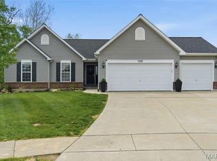 1233 Sonoma Way, Pacific, MO 63069