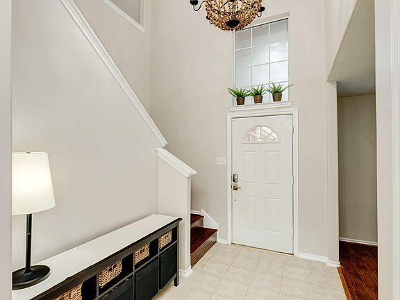 3rd image of 4113 Merlet Dr