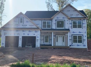 56 Willow Creek Ln, Southington, CT 06489