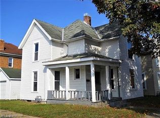 433 S 7th St, Coshocton, OH 43812