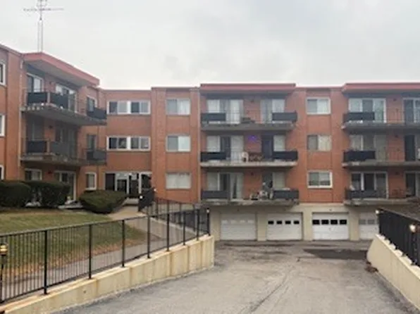 940 Holbrook Rd APT 20C, Homewood, IL 60430
