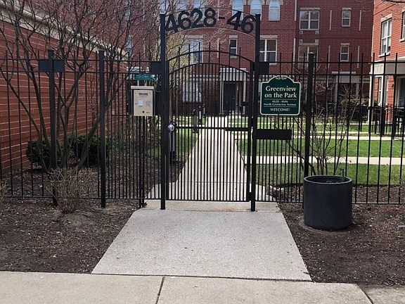 3rd image of 4646 N Greenview Ave Unit 14