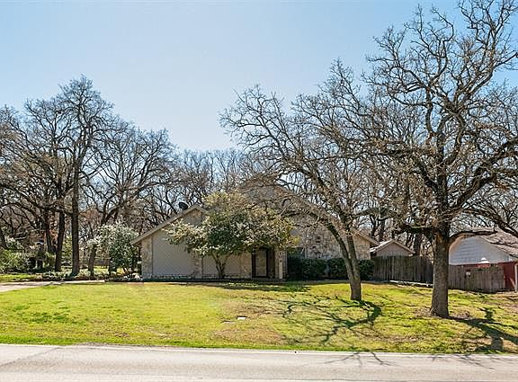 3rd image of 6104 Shorewood Dr
