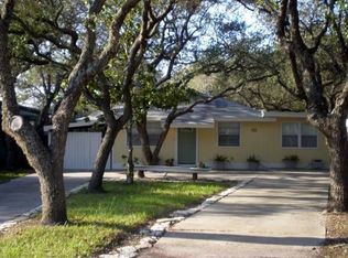 102 Timber Lane Loop, Rockport, TX 78382