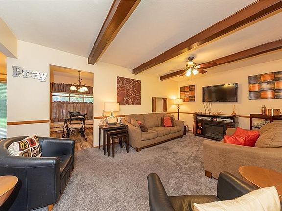 3rd image of 32830 Arlesford Dr