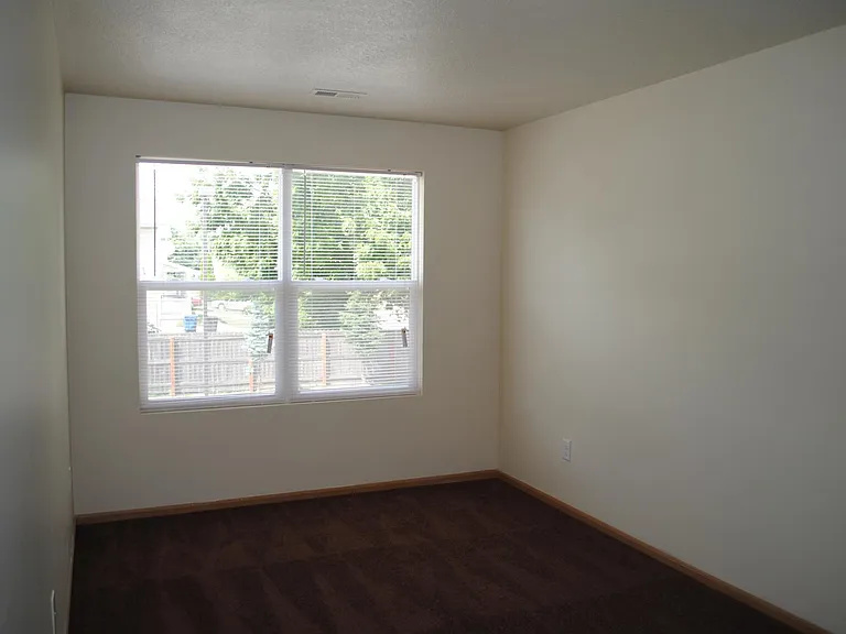 2201 Forest Ave #1 — Photo 6