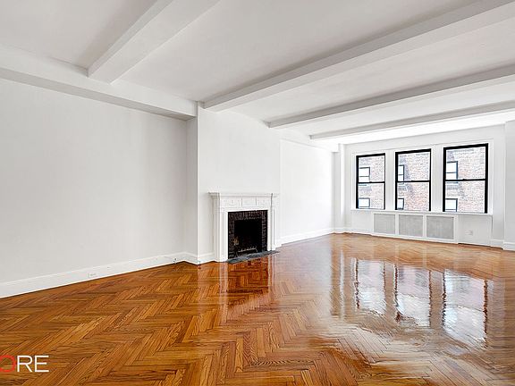 3rd image of 22 E 36th St #8-B
