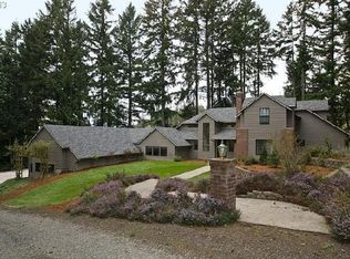 18375 S Greenview Dr, Oregon City, OR 97045