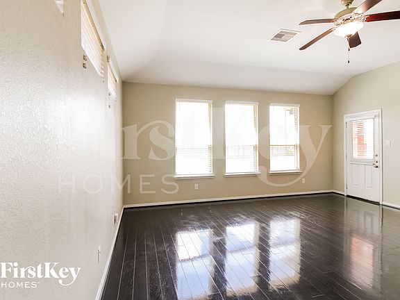 4th image of 4410 Brenta Mountain Ln