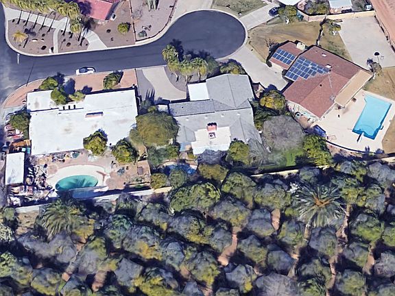 4th image of 3715 E Arbor Cir