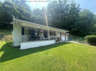 5274 Kanawha Blvd E, Charleston, WV 25306