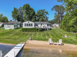 24980 Twin Shore Dr, Dowagiac, MI 49047