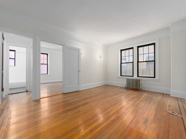 Astoria, Queens 4