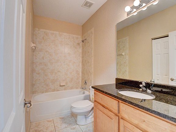 4th image of 100 Williams Ct #113HW