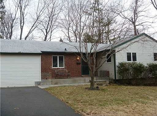 1st image of 2 Laurie Ln