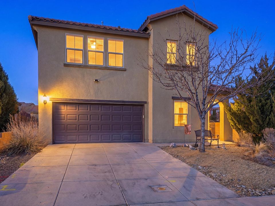 1st image of 232 Loma Linda Loop NE
