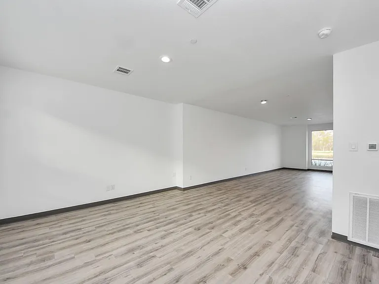 18716 Centro Main St #A — Photo 14