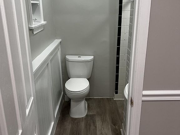 3rd image of 312 S 16th St APT 1R