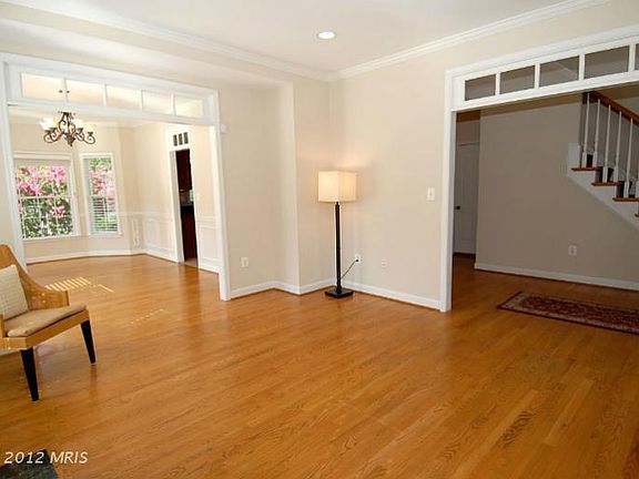 3rd image of 412 S Larrimore St