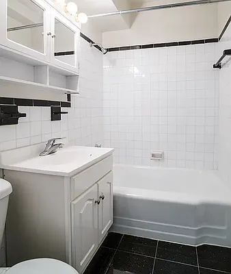 Rented by Dalan Rentals | media 10