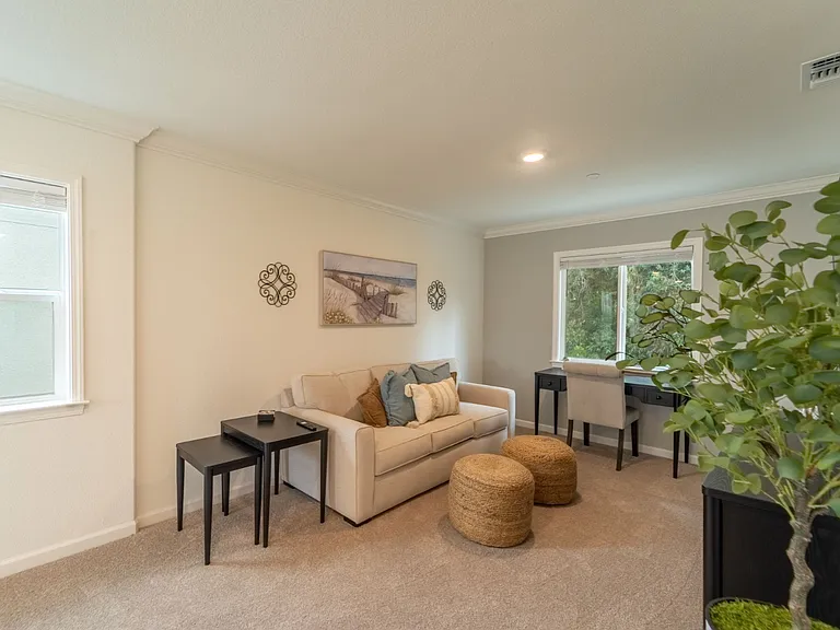 438 Miwok Ln — Photo 9
