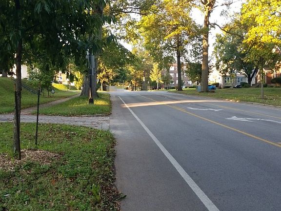 4th image of 734 Southwestern Pkwy