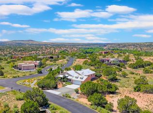 3 Vista Lagunitas, Santa Fe, NM 87507