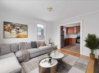 243 Maple Ave APT 2A, Rockville Centre, NY 11570