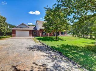 347 Fossil Ridge Rd, Decatur, TX 76234